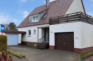 Haus kaufen in 73560 Böbingen, Ein- bis Zweifamilienhaus mit zwei Garagen und großem Garten in bester Lage (Sackgasse) von Böbingen