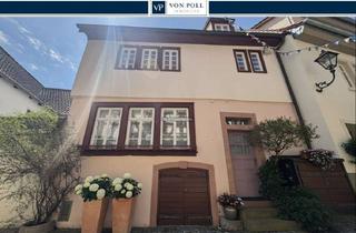 Haus kaufen in 69469 Weinheim, Historisches Fachwerk trifft Design – Exklusives Stadthaus mit Dachloggia & Burgblick in Weinheim
