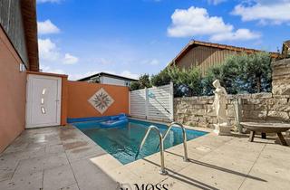 Reihenhaus kaufen in 79227 Schallstadt, Reihenhaus der Extraklasse in Schallstadt/Mengen-Privater Rückzugsort mit Pool & Charme