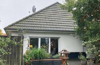 Haus kaufen in 29614 Soltau, Moderner Bungalow mit Carport in ruhiger Lage von Soltau