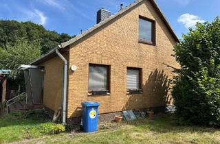 Haus kaufen in 21228 Harmstorf, Renovierungsbedürftiges EFH in guter Lage zu verkaufen