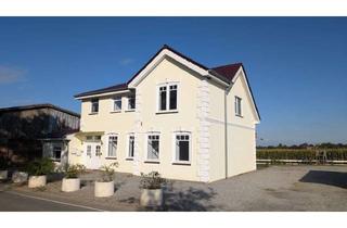 Anlageobjekt in 24409 Stoltebüll, Modernisiertes Mehrfamilienhaus mit vielfältiger Nutzungsmöglichkeit und großem Grundstück!