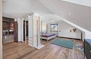 Wohnung kaufen in 78628 Rottweil, Modernisierte 5-Zimmer-DG-Wohnung mit Designbad und Galerie