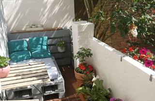 Wohnung mieten in Knooper Weg 162, 24103 Kiel, mit SonnenTerrasse ! neben d Uni 2 Zi Woh /EBK/Pitch Holzb / Loggia