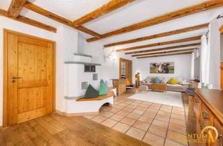 Doppelhaushälfte kaufen in 93059 Regensburg, Gepflegte Doppelhaushälfte mit Einliegerwohnung/Büro und Balkon – ruhige Lage in Regensburg-Winzer