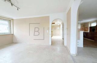 Einfamilienhaus kaufen in 89183 Holzkirch, Freistehendes Einfamilienhaus mit 130 m² Wohnfläche – ideal für Handwerker und Familien