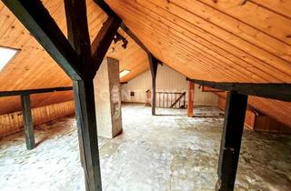 Haus kaufen in 66557 Illingen, Sanierungsbedürftiges Wohnhaus in Illingen - Ideal für Investoren