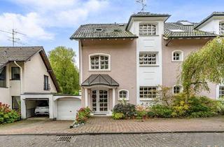 Doppelhaushälfte kaufen in 42651 Solingen-Mitte, Traumhafte Doppelhaushälfte mit Einliegerwohnung, Sauna und Kamin!