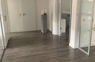 Gewerbeimmobilie kaufen in 41564 Kaarst, Moderne Gewerbeeinheit im Erdgeschoss, Ideale Büro o. Praxisräume in Kaarst -Vorst