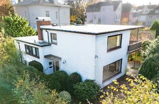 Einfamilienhaus kaufen in 21029 Hamburg, Top-Lage im Bergedorfer Villenviertel – EFH mit Einliegerwohnung