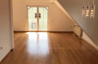 Wohnung kaufen in 97922 Lauda-Königshofen, Lauda-Königshofen - Gepflegte 4,5-Zi Wohnung DG in Lauda-Königshofen