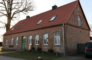 Doppelhaushälfte kaufen in 17159 Dargun, Dargun - Bauernhaus mit 2 Doppelhäusern in 17159 Brudersdorf zu verkaufen