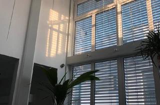 Haus kaufen in 22145 Stapelfeld, Stapelfeld - Haus 249m2 mit Pool auf 1096m2 Grundstück mal anders