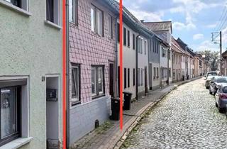 Einfamilienhaus kaufen in 99718 Greußen, Greußen - Charmantes Einfamilienhaus mit Balkon, Garten sanierungsbedürftig