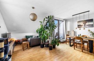 Wohnung kaufen in Augsburger Str. 49, 86368 Gersthofen, Charmante 2-Zimmer-Dachgeschosswohnung mit schöner Loggia