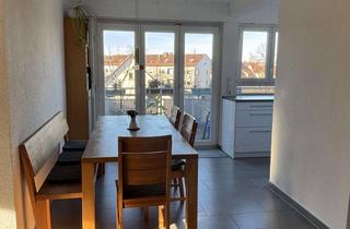 Wohnung kaufen in 70499 Weilimdorf, 5-Zimmer Maisonette-Wohnung mit Balkon in Stuttgart-Weilimdorf