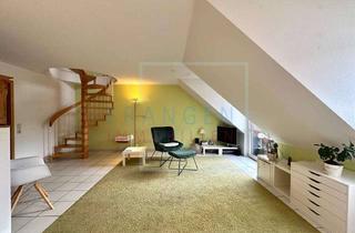 Wohnung kaufen in 66740 Saarlouis, Maisonettewohnung mit Balkon