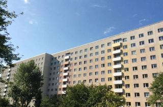 Wohnung mieten in Richard-Zimmermann-Str., 07747 Lobeda, Großzügige 3-Zimmer-Wohnung frisch renoviert mit tollem Ausblick!