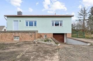 Haus kaufen in 06193 Löbejün, Großzügiger Bungalow mit Garage, Keller und traumhafter Aussicht in Wettin-Löbejün