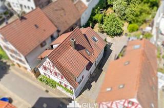 Haus kaufen in 74379 Ingersheim, Kernsaniertes 1-2 Familien-Fachwerkhaus mit viel Platz & charmantem Märchengarten
