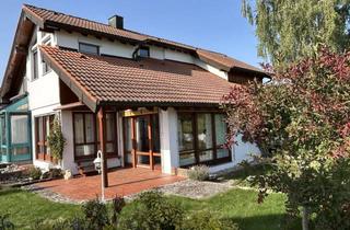 Einfamilienhaus kaufen in 72810 Gomaringen, Einfamilienhaus mit vielen Besonderheiten und schön gestaltetem Garten!