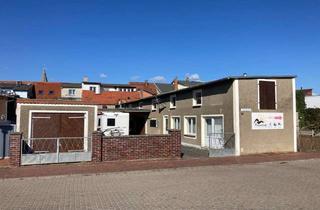 Reihenhaus kaufen in 17154 Neukalen, Vielseitig nutzbar: Reihenhaus mit Nebengebäude - Garage - Stellflächen überdacht