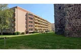 Wohnung mieten in Fischmarkt 11, 39261 Zerbst, Renovierte 2,5-Raum Wohnung mit Balkon in Zerbst