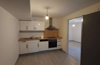 Wohnung mieten in 65451 Kelsterbach, Moderne 2-Zimmer-Wohnung mit Einbauküche und Lichthof / Balkon in Kelsterbach