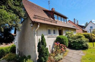 Haus kaufen in 75305 Neuenbürg, Zweifamilienhaus mit Einliegerwohnung mit schönem Ausblick in Neuenbürg