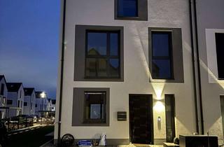 Haus mieten in 93096 Köfering, Elegante Doppelhaushälfte mit 5 Zimmern und Luxus-Ausstattung in Köfering