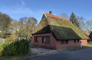 Einfamilienhaus kaufen in 27809 Lemwerder, Sanierungsobjekt mit Reetdach in ruhiger Lage von Lemwerder–Deichshausen