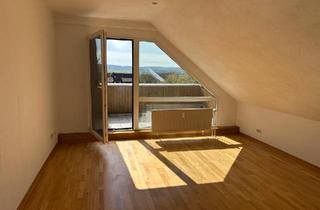 Wohnung kaufen in 31141 Hildesheim, Hildesheim - Schöne gemütliche helle Dachgeschosswohnung in Hildesheim-Itzum