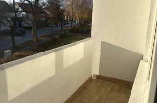 Wohnung kaufen in Tannenstraße, 82178 Puchheim, Attraktive 2-Zimmer Wohnung mit Balkon in Puchheim