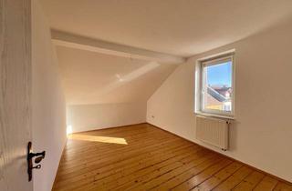 Wohnung mieten in 63739 Aschaffenburg, Ruhige und gemütliche 4-Zimmer-DG-Wohnung in Aschaffenburg/Innenstadt