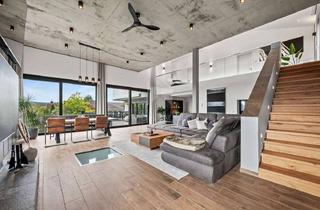 Haus kaufen in 86551 Aichach, Ein Statement für Stil und Individualität: Architektur trifft auf Exklusivität