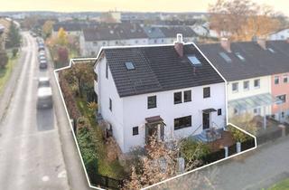 Haus kaufen in 82256 Fürstenfeldbruck, Raumwunder mit flexiblen Möglichkeiten: Haupthaus mit Einliegerwohnung