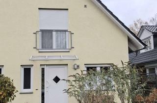 Doppelhaushälfte kaufen in Alter Zollweg 56, 22147 Rahlstedt, Moderne Doppelhaushälfte mit Garten und guter Infrastruktur