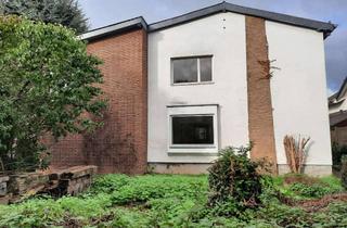 Haus kaufen in 50374 Erftstadt, Großes Zweifamilienhaus mit Traumgarten in Erftstadt