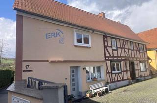 Mehrfamilienhaus kaufen in 63695 Glauburg, Gepflegtes Mehrfamilienhaus mit 9 Zimmern in Glauburg