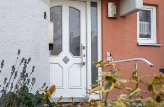 Haus mieten in 86179 Haunstetten, Gepflegtes Reihenhaus mit Poggenpohl-Küche, Dachstudio, Garten & Hobbyraum in Augsburg-Haunstetten