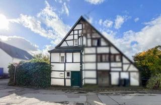 Anlageobjekt in 40764 Langenfeld, Für Macher und Kreative: Sanierungsbedürftiges Einfamilienhaus in Waldrandlage