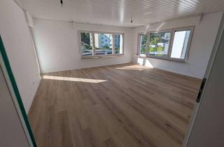 Wohnung mieten in 75223 Niefern-Öschelbronn, Komplett renovierte OG Wohnung mit Wintergarten, großer Terasse, Balkon, Keller und Garage