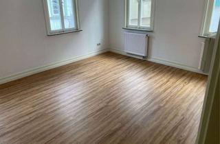 Wohnung mieten in 73728 Esslingen, Lichtdurchflutete renovierte Altbauwohnung mit Flair im Herzen von Esslingen a.N.