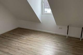 Wohnung mieten in 28237 Lindenhof, Helle 2,5-Zimmer Dachgeschosswohnung in Bremen-Lindenhof