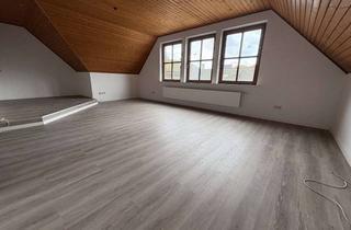 Wohnung mieten in Langgasse 37, 35781 Weilburg, Renovierte 2‑ZKB, neue Einbauküche, Balkon, Dachgeschoss