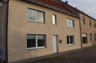 Haus mieten in Baderstraße 7a, 04938 Uebigau, Einfamilienhaus in Uebigau-Wahrenbrück zur Vermietung