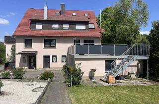 Haus kaufen in 97215 Uffenheim, Uffenheim - Viel Platz für Familie, Hobby & Entspannung: 2-Fam.-Wohnhaus mit Garten, Pool und modernisierter Wohnung!