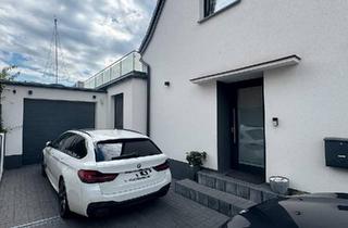 Doppelhaushälfte kaufen in 47441 Moers, Moers - Zweiparteienhaus Saniert Neubau gehobene Ausstattung Garten Moers