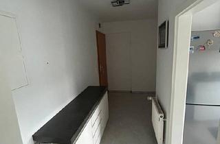 Wohnung kaufen in 42551 Velbert, Velbert - Top gepflegte 2 Zimmer Dachgeschosswohnung