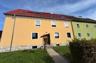 Wohnung kaufen in 92237 Sulzbach-Rosenberg, Sulzbach-Rosenberg - Sonnige 2-Zimmer-SonnigWohnung in ruhiger Lage - frisch renoviert